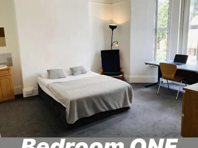 5 bedroom house to rent