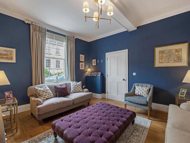 5 bedroom house to rent