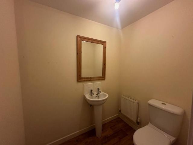 5 bedroom house to rent