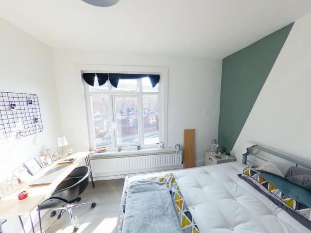 5 bedroom house to rent