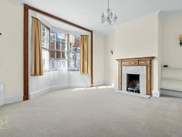 5 bedroom house to rent