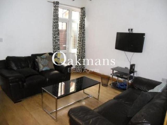 5 bedroom house to rent