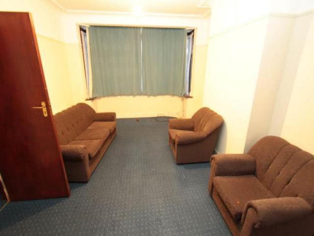 5 bedroom house to rent