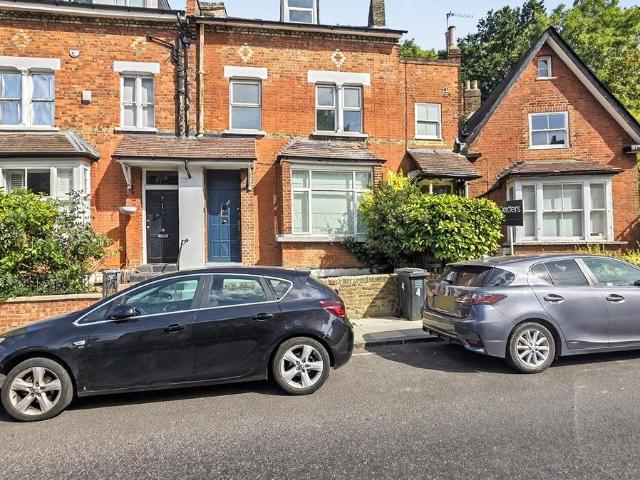 5 bedroom house to rent