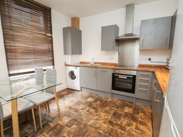 5 bedroom house to rent