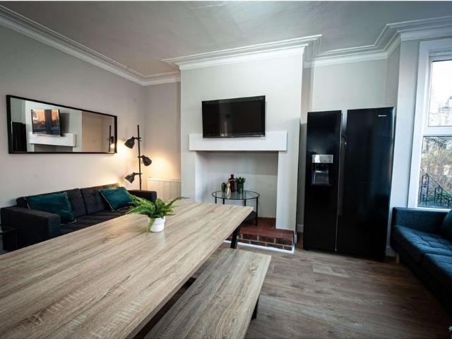 5 bedroom house to rent