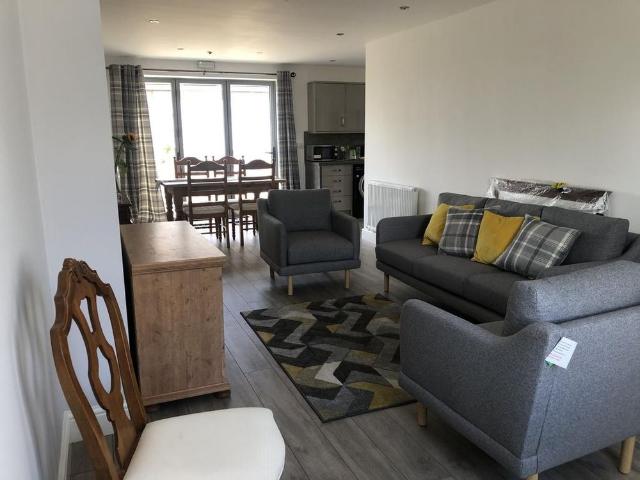 5 bedroom house to rent