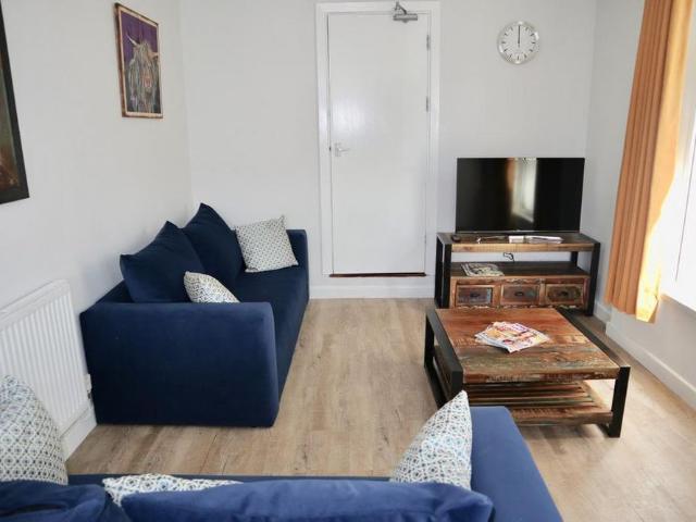 5 bedroom house to rent