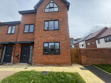 5 bedroom house to rent