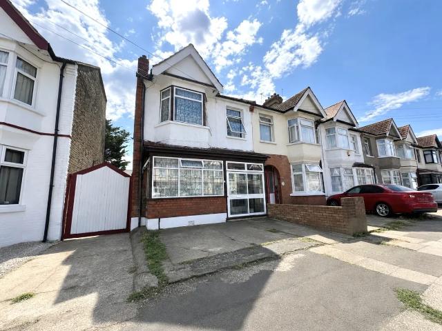 5 bedroom house to rent