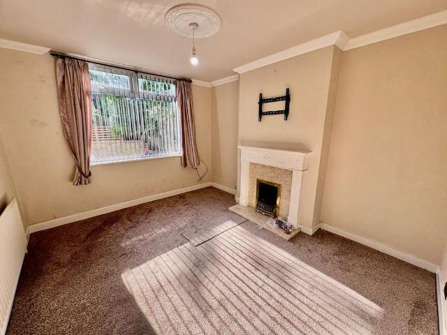 5 bedroom house to rent