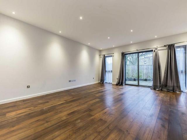 5 bedroom house to rent