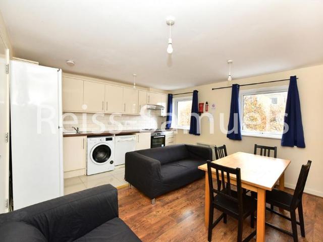 5 bedroom house to rent