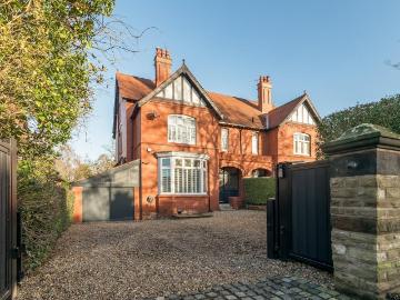5 bedroom house to rent