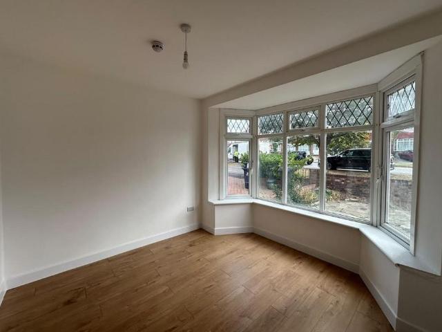 5 bedroom house to rent