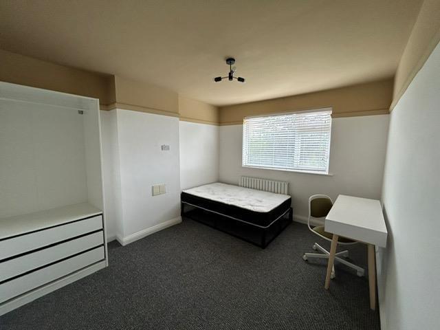 5 bedroom house to rent
