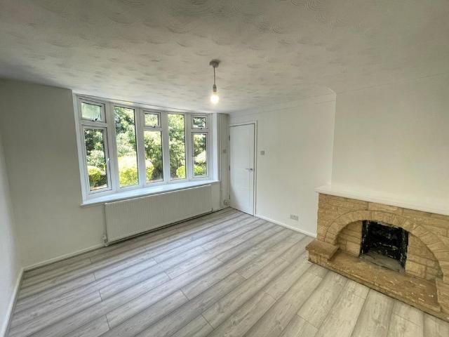 5 bedroom house to rent
