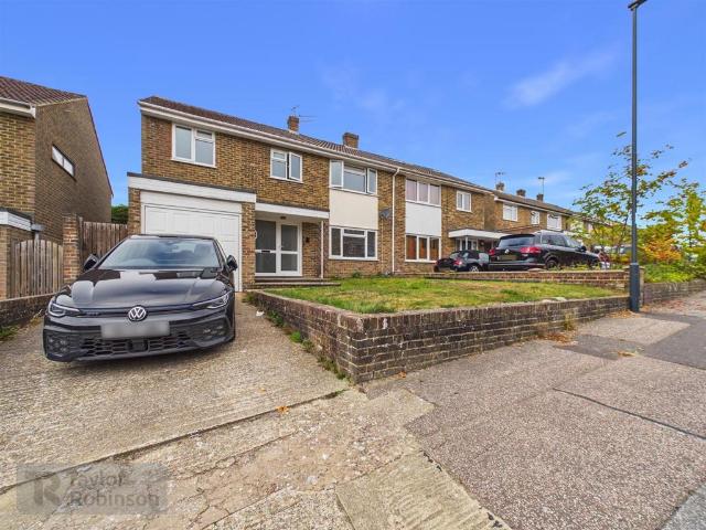 5 bedroom house to rent
