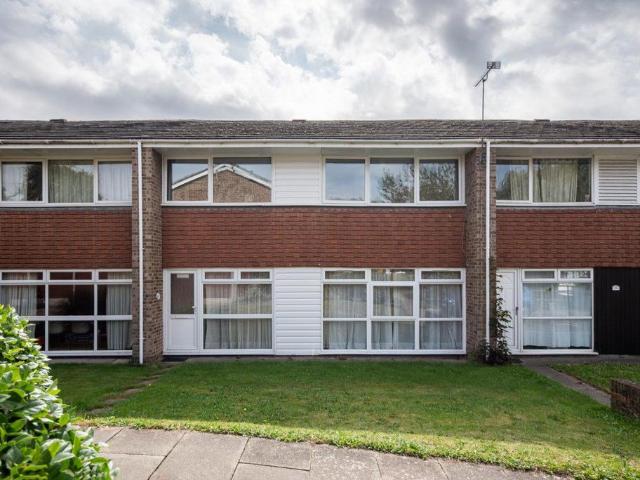 5 bedroom house to rent