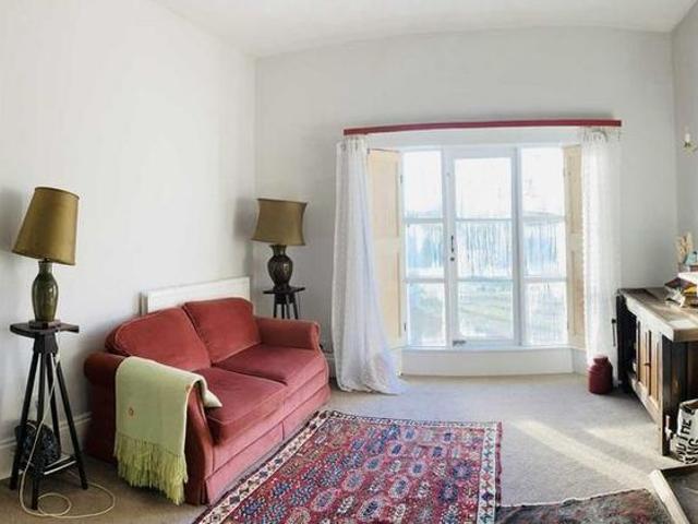 5 bedroom house to rent
