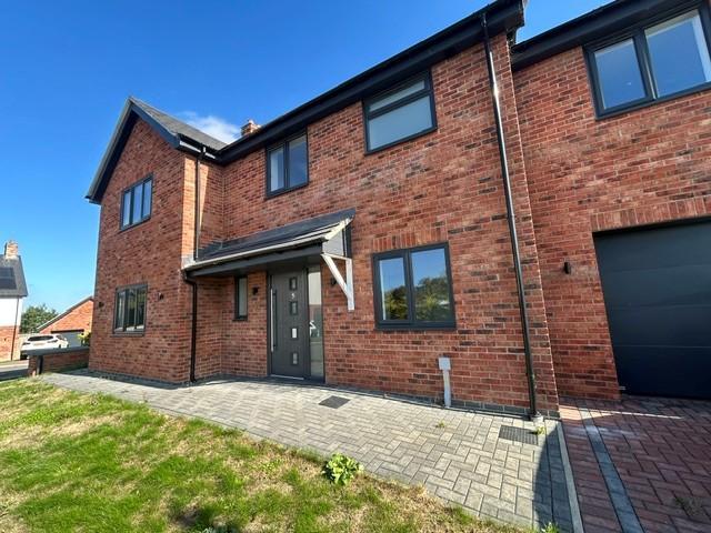 5 bedroom house to rent