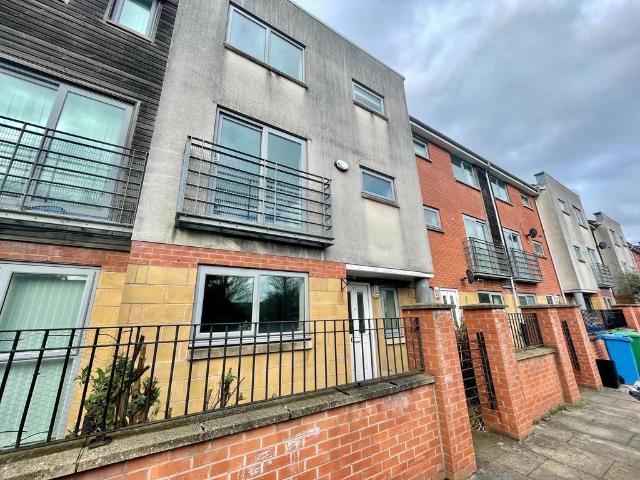 5 bedroom house to rent