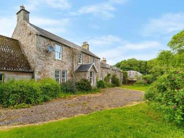 5 bedroom house to rent