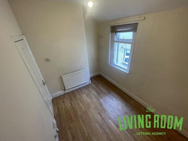 5 bedroom house to rent