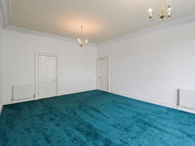 5 bedroom house to rent