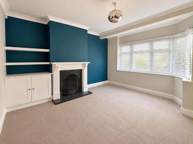 5 bedroom house to rent