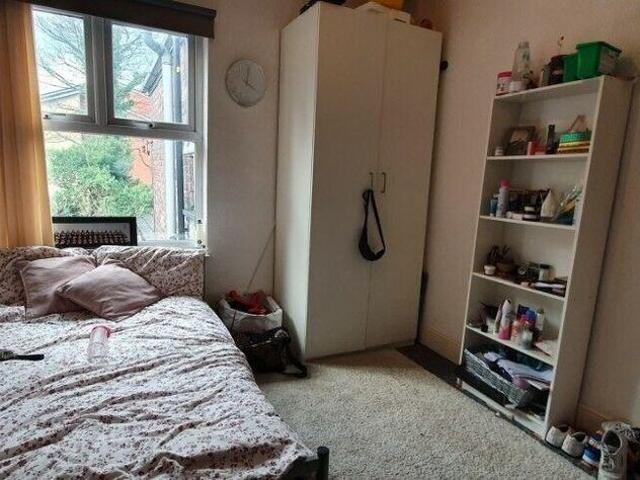 5 bedroom house to rent