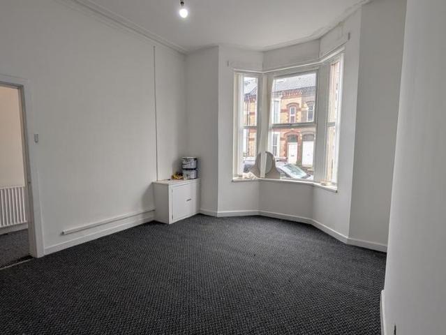 5 bedroom house to rent