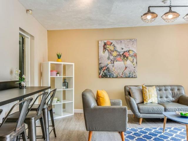 5 bedroom house to rent