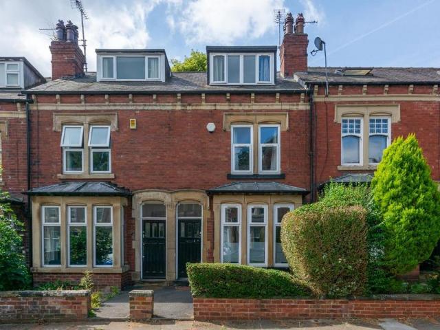 5 bedroom house to rent