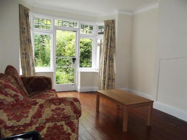 5 bedroom house to rent