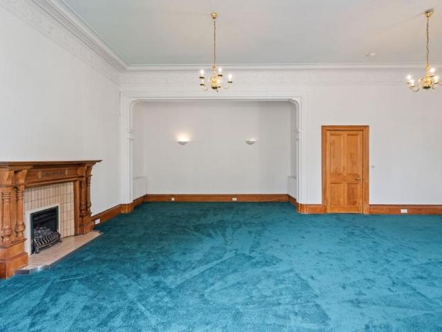 5 bedroom house to rent