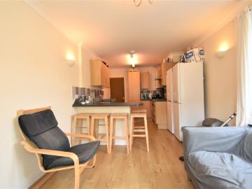 5 bedroom house to rent