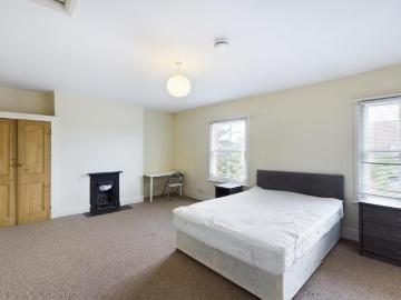 5 bedroom house to rent