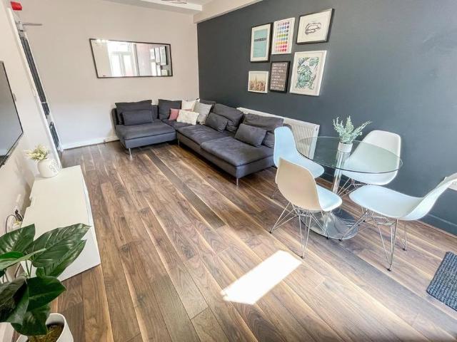 5 bedroom house to rent