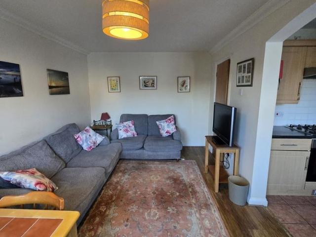 5 bedroom house to rent