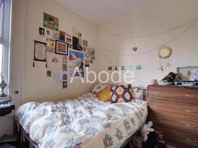 5 bedroom house to rent