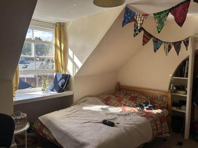 5 bedroom house to rent