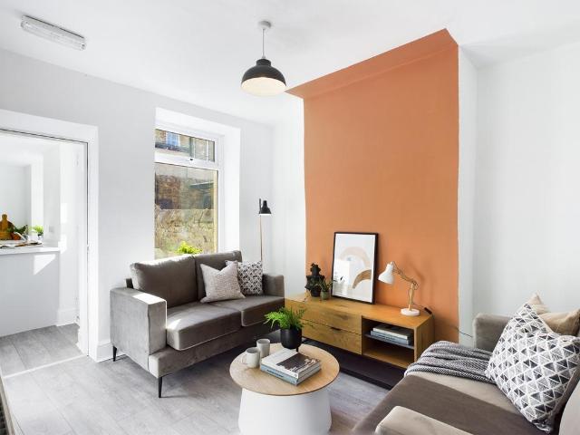 5 bedroom house to rent