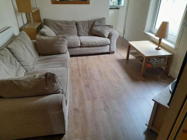5 bedroom house to rent