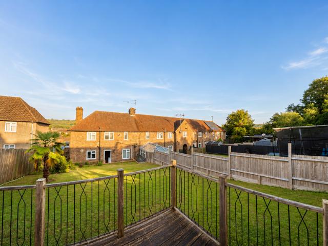 5 bedroom house to rent