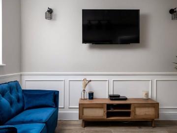 Gloucester, Gloucestershire county, Southdowns