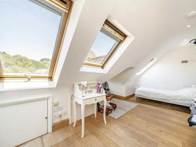 5 bedroom house to rent