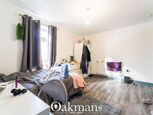 5 bedroom house to rent
