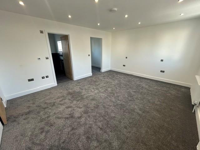 5 bedroom house to rent