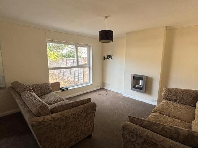 5 bedroom house to rent